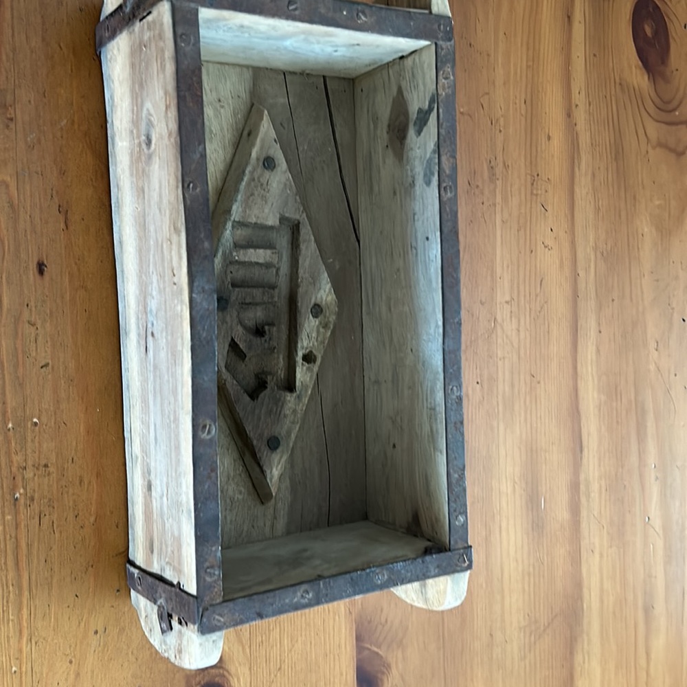 Vintage Brick Mould